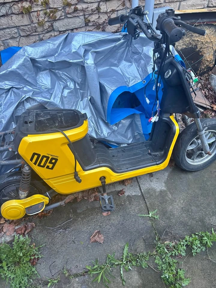 Moped scooter Needs repair