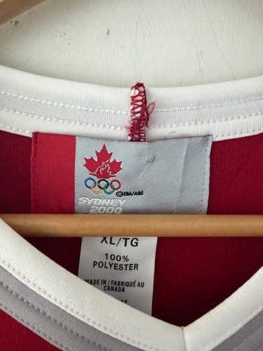 2000 Roots Sydney Olympics Canada Hockey Men’s Jersey Size XL - photo 2