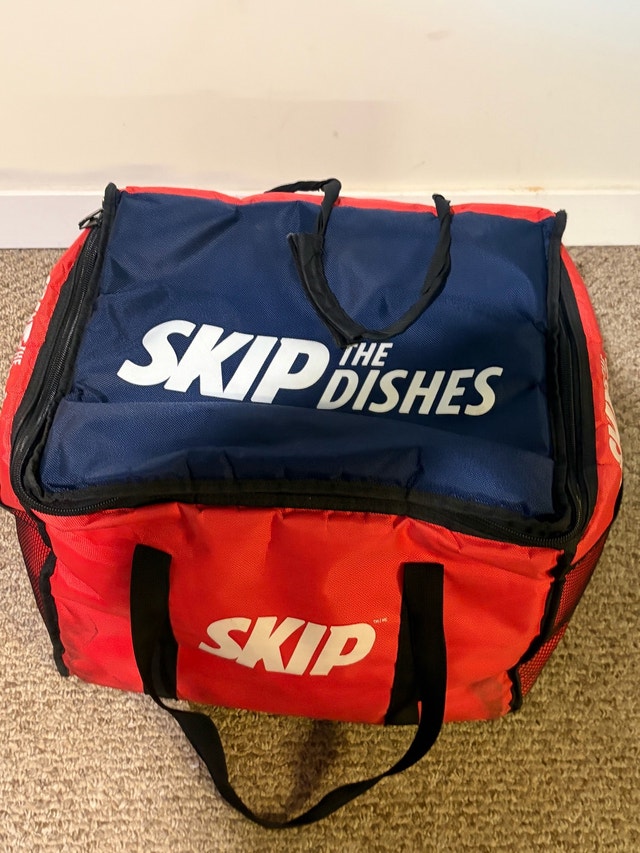 Skip The Dishes and DoorDash Delivery Bags