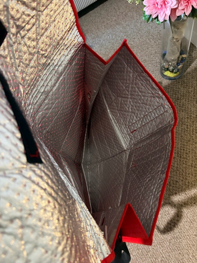 Skip The Dishes and DoorDash Delivery Bags - photo 4