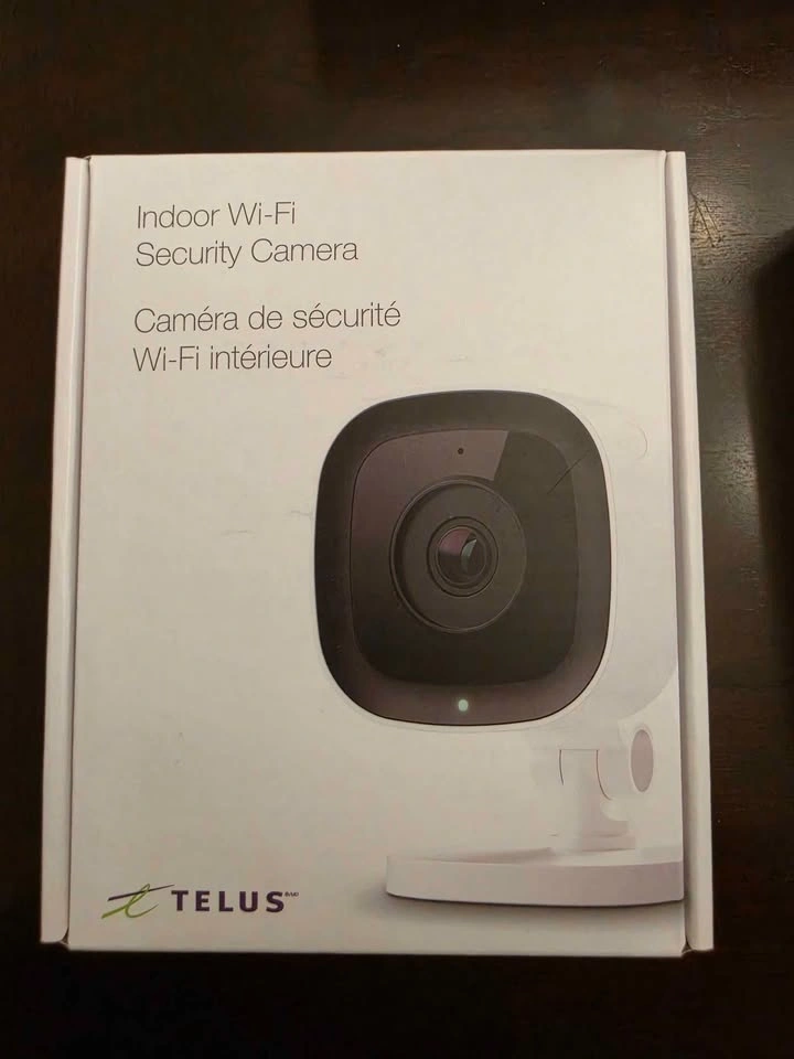 Telus Home Internet, TV & Security Items - photo 3