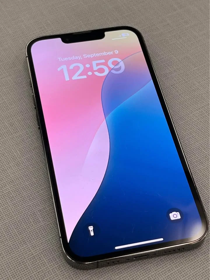 📱 iPhone 13 Pro – 128GB – $400 (Firm, Quick Sale) image indicator(3)