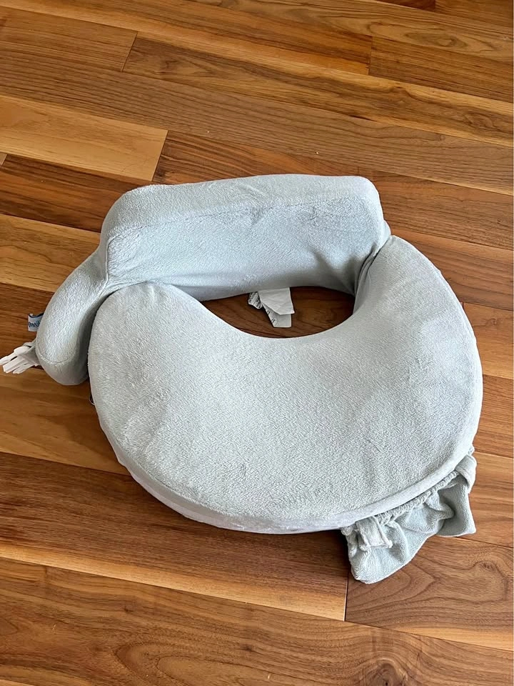 My brest friend nursing pillow