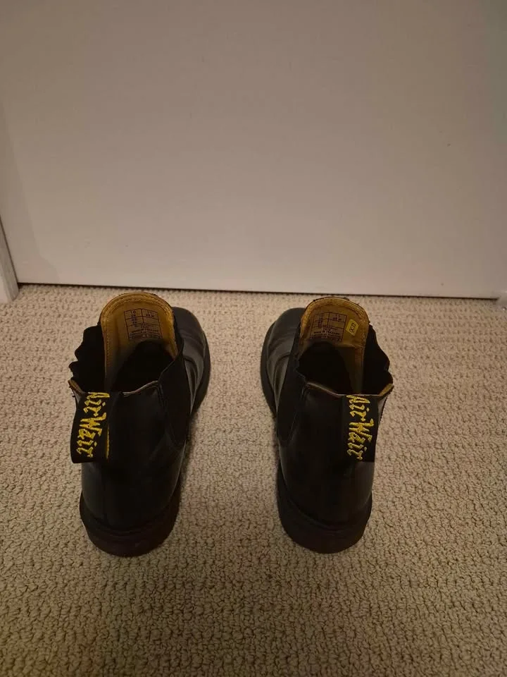 Dr Martens Black Chelsea Boot (size 11) - photo 3
