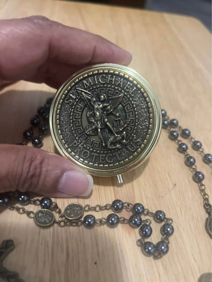 Gold Set St Michael Archangel Hematite Beads Engraved Prayer Box - photo 2