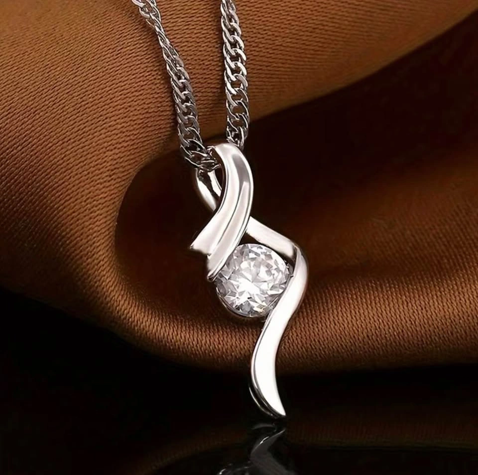 Hollow Teardrop Pendant Necklace - photo 2