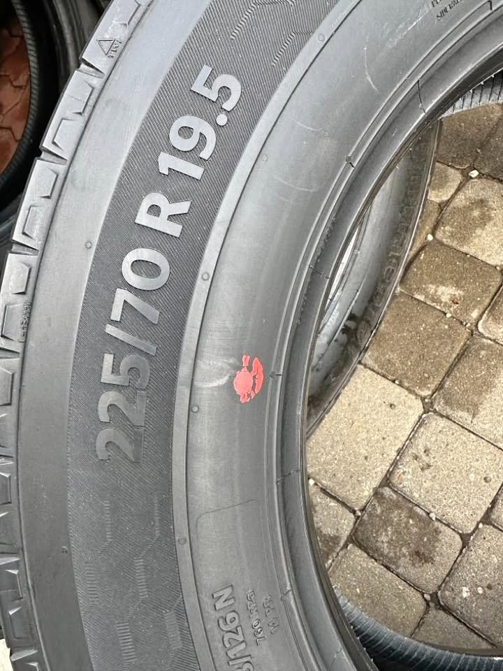 225/70R19.5 (set of 6 tires) CONTINENTAL HSR5 BRAND NEW
