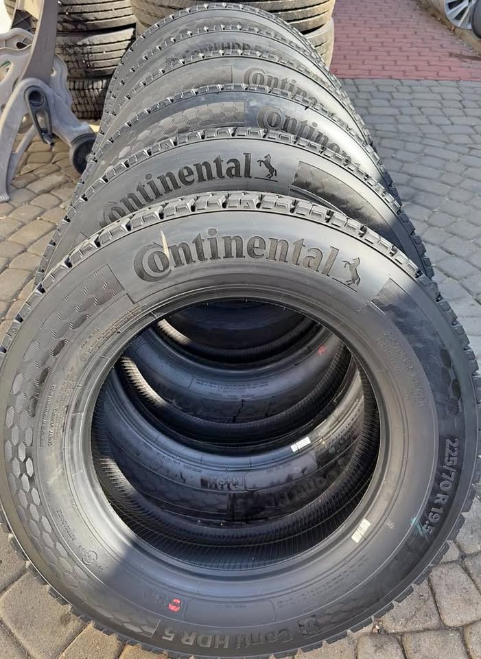225/70R19.5, 14 PLY, (x6 TIRE) CONTINENTAL HDR5 BRAND NEW