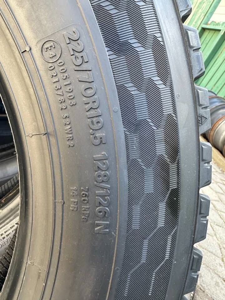 225/70R19.5, 14 PLY, (x6 TIRE) CONTINENTAL HDR5 BRAND NEW - photo 5