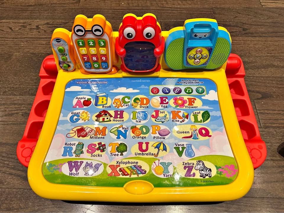 VTech Touch & Learn Activity Desk Deluxe