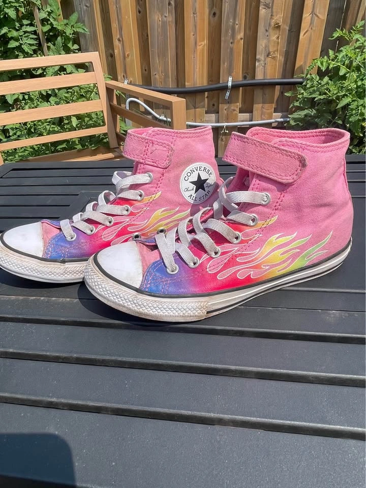 Converse Chuck Taylors Pink with flames youth size 3