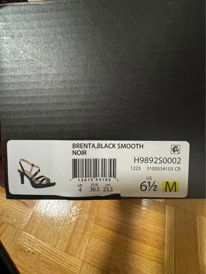 Naturalizer Black Heel - Size 6.5 - BNIB - photo 4