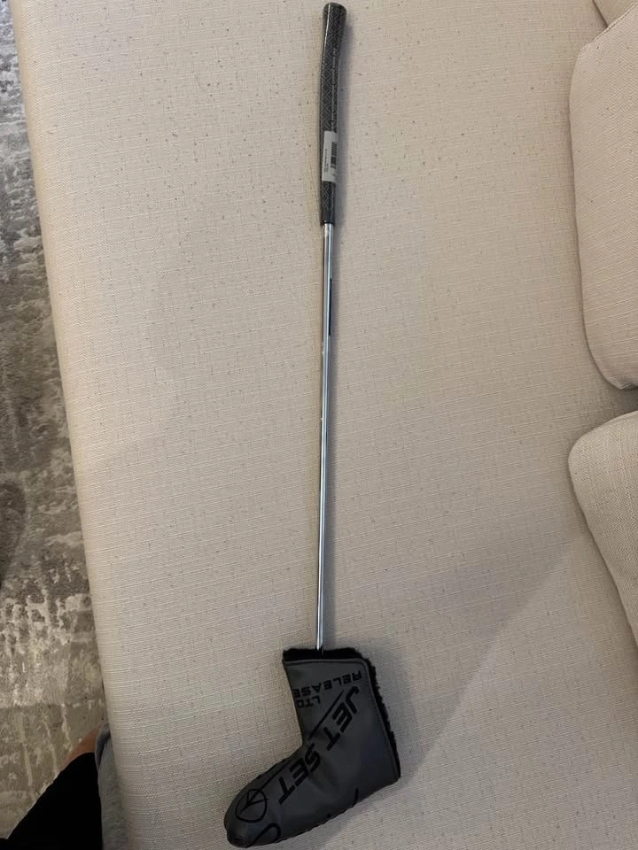 Scotty Cameron Special Jet Set Newport 2 Limited Edition 34” - photo 2