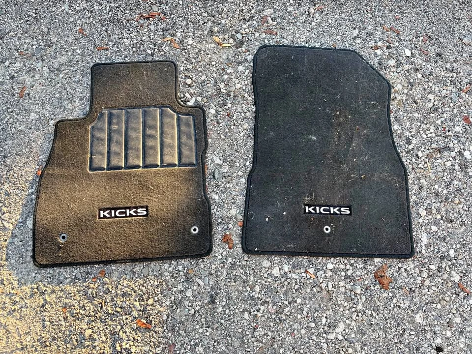 2020 Nissan Kick Front Floor Mats