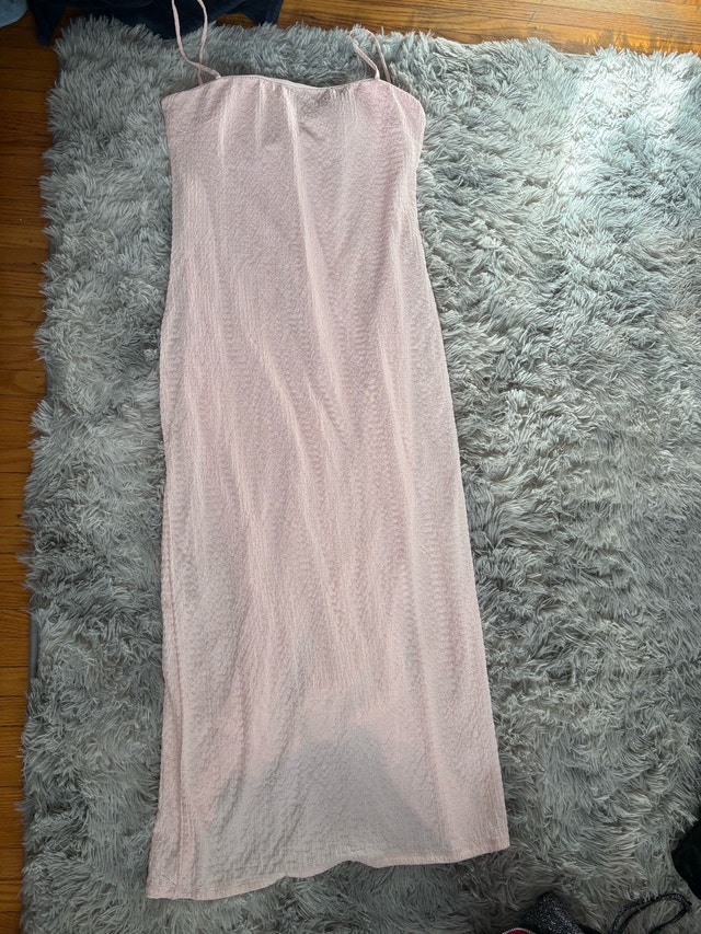 womans dress