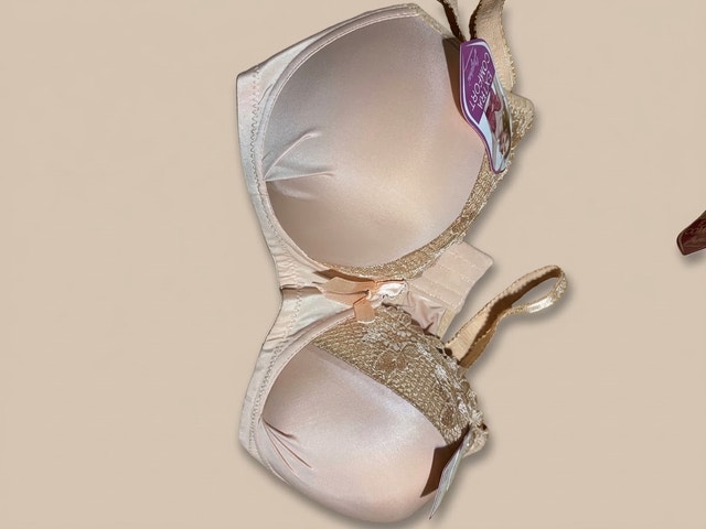womans bras - photo 4