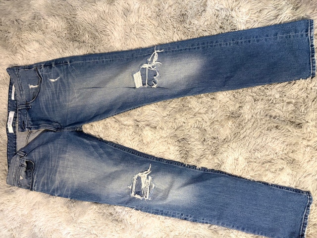 Womans Guess Jeans