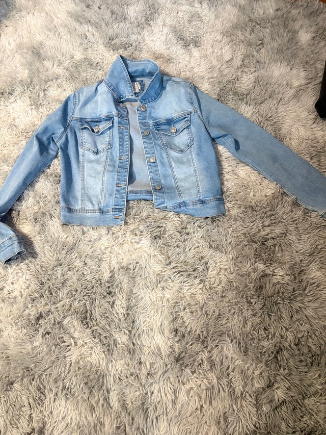 womans jean jacket - photo 2