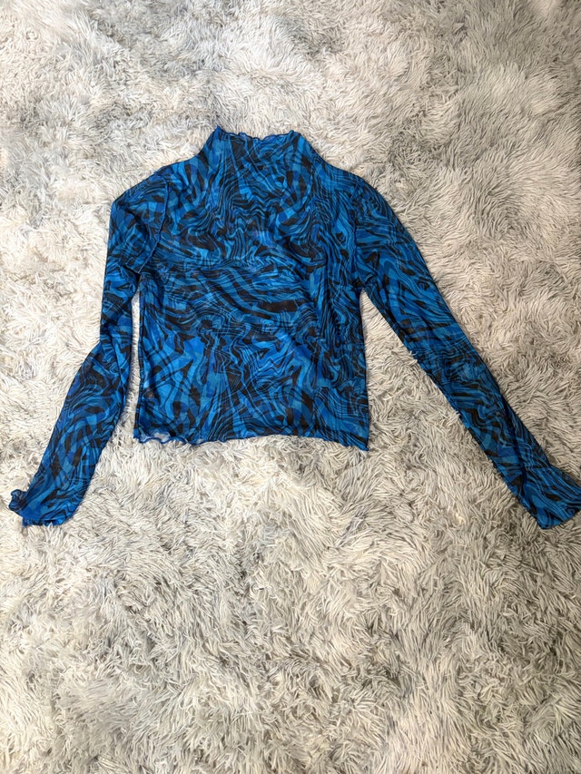 womans shirt