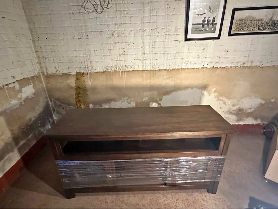 60 inch TV Stand