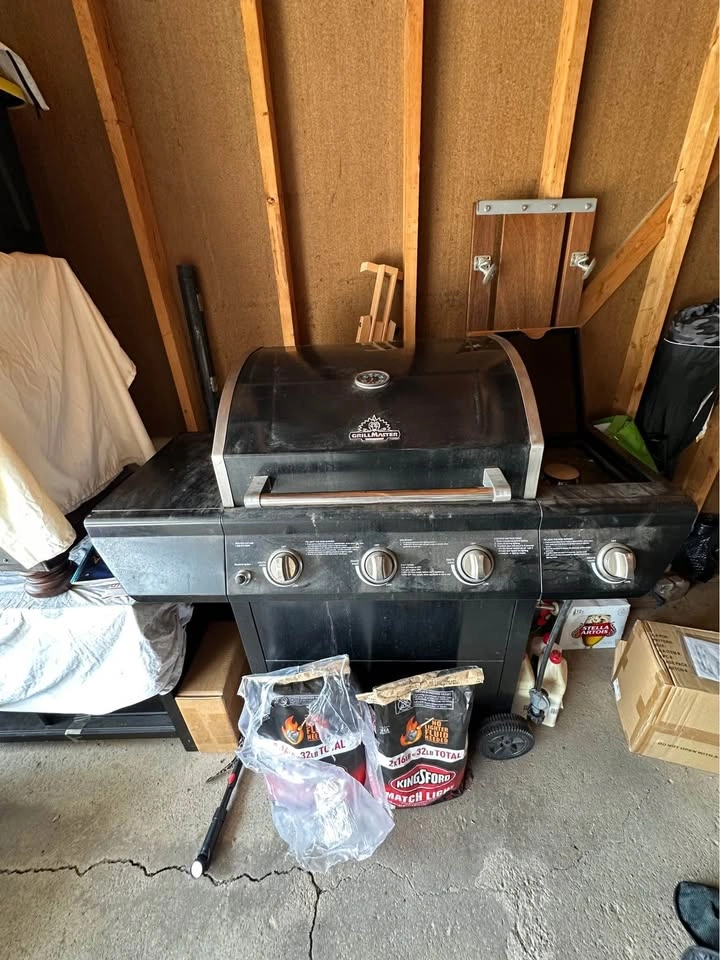 Grill master propane grill