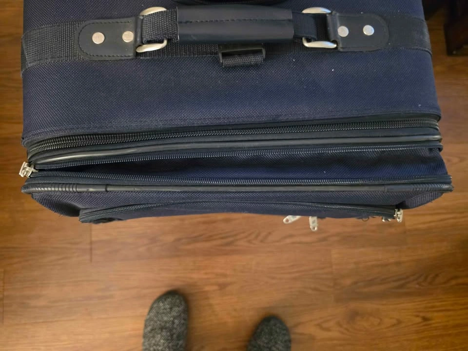 Navy Blue Expandable Suitcase - photo 5