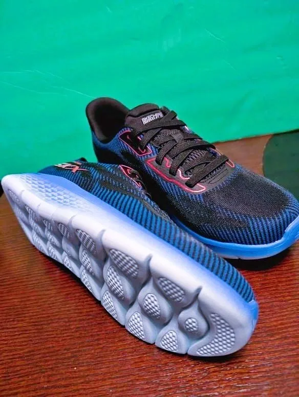 Skechers Sneakers Black Blue (Size EUR42, US Mens 8.5/Womens 10)