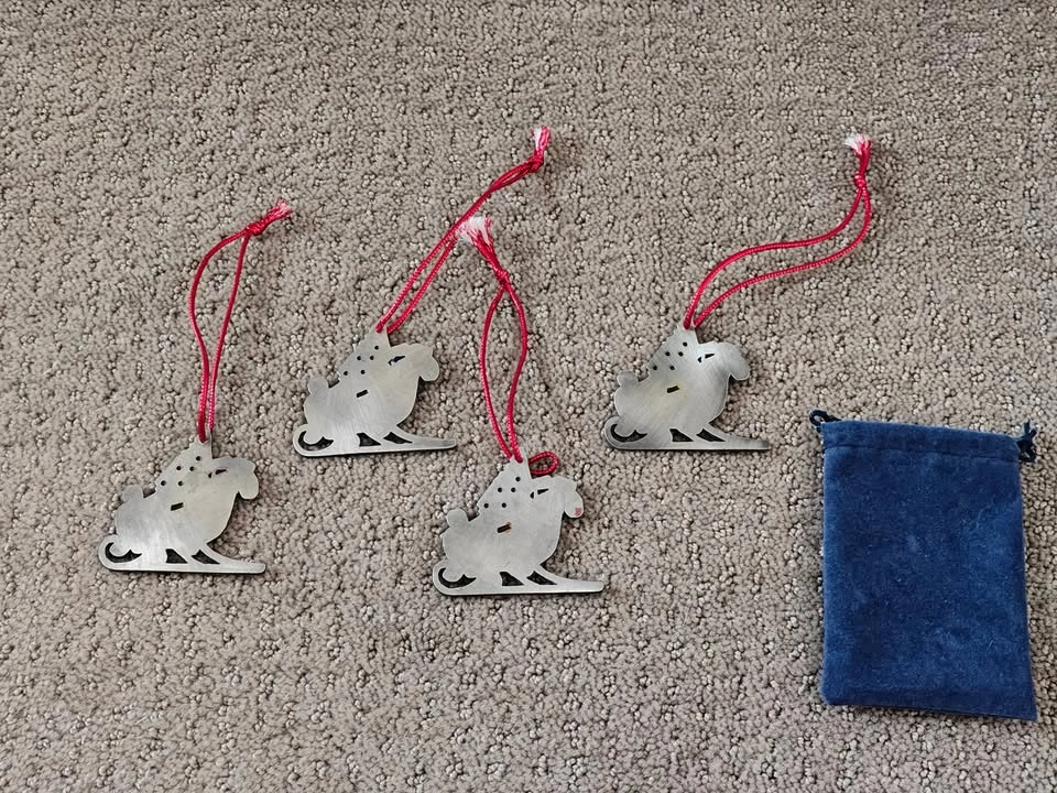 Calgary Flames 2001 NHL Hockey Christmas Holiday Ornament 4 Pcs - photo 3