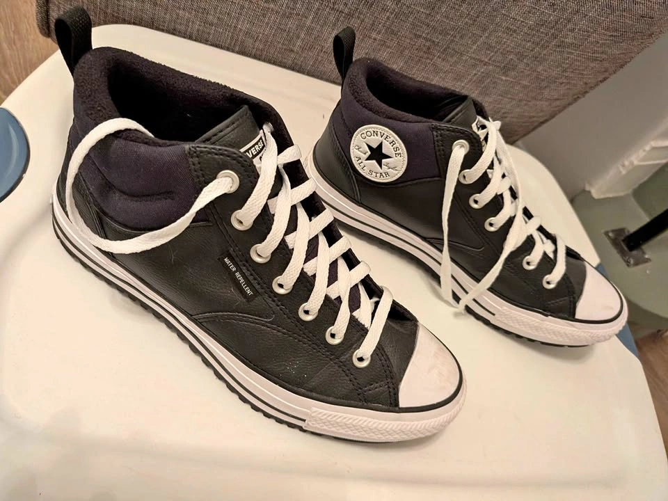 New Converse Chuck Taylor All Star City Trek Boots - Size 10.5 M