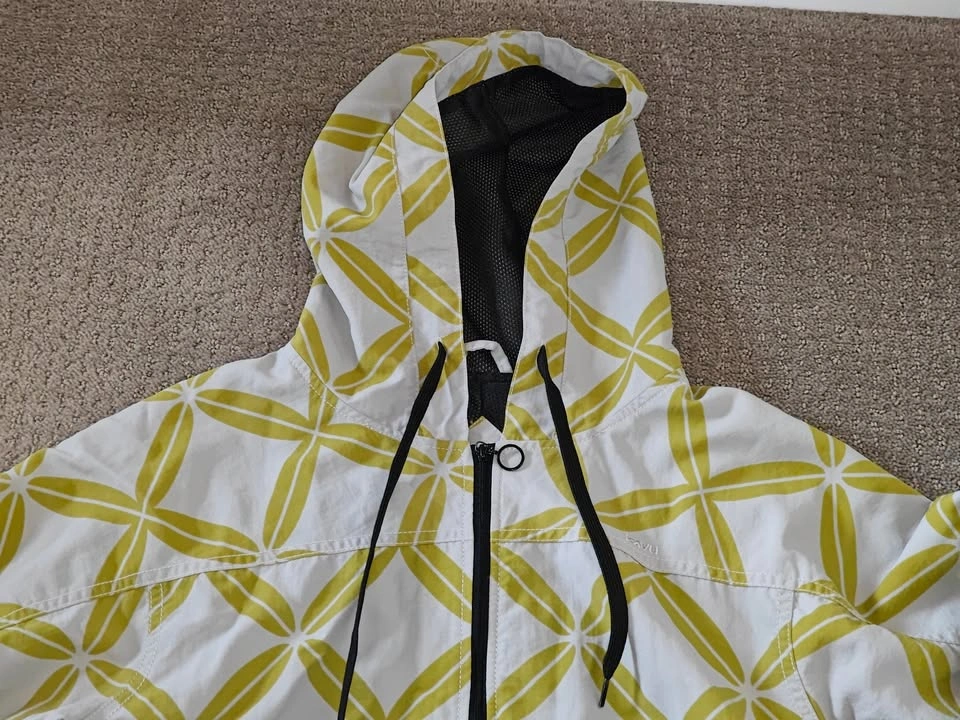 Women Keva Zipper Summer / Spring Jacket with Hood - Size Medium - photo 2