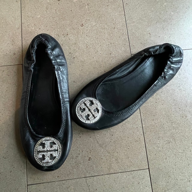 Tory Burch Black Rhinestone Logo Leather Ballet Flats Size 37 - photo 5