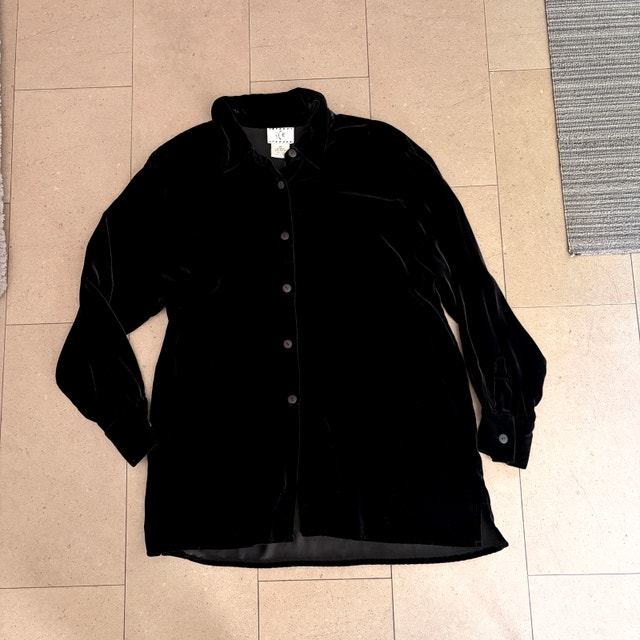 New w/ Tag Black Velvet Silk Blend Woman's Shirt Blouse-MED/LGE - photo 5
