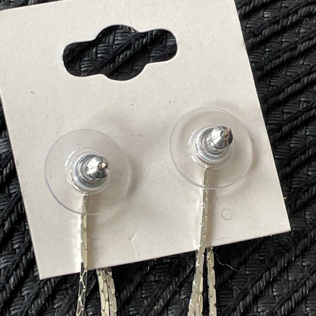 NEW Silver Dangling flat chain drop earrings with clear crystals - photo 4