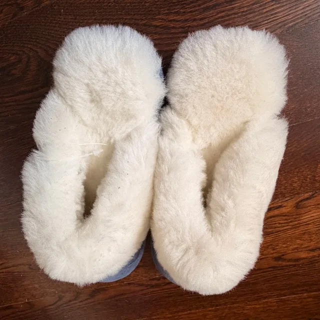NEW Nuknuuk Shearling Slippers blue/purple women’s-Size 9 - photo 5