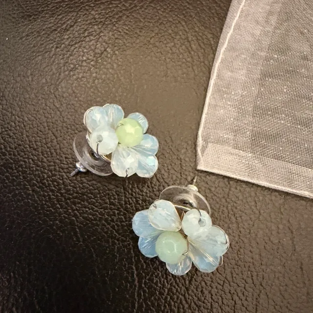 Blue flower pierced earrings - NEW in gift bag - photo 3