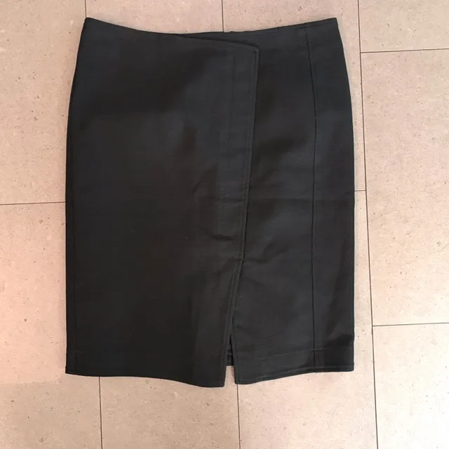 Luisa Cerano black asymmetrical cotton lined mini skirt-Size 8
