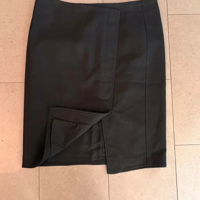 Luisa Cerano black asymmetrical cotton lined mini skirt-Size 8 - photo 2