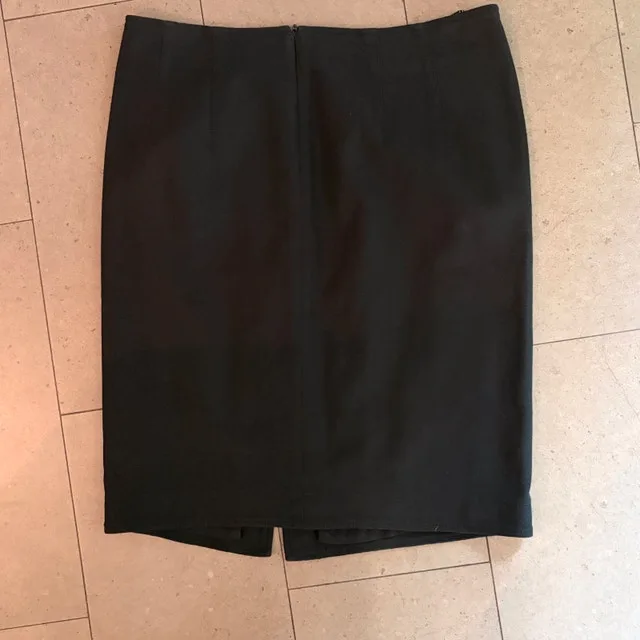 Luisa Cerano black asymmetrical cotton lined mini skirt-Size 8 - photo 4