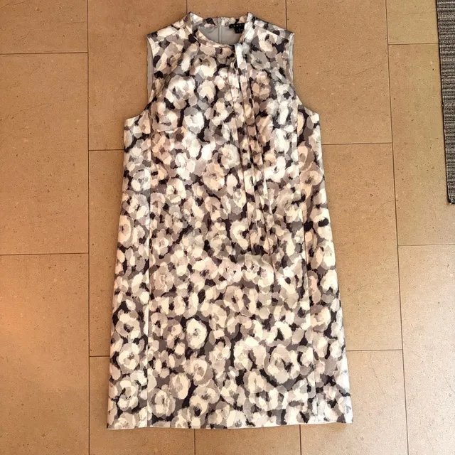 Theory Nurita Bow-Neck Gray Abstract Print Silk Shift Dress-Sz.4 - photo 2