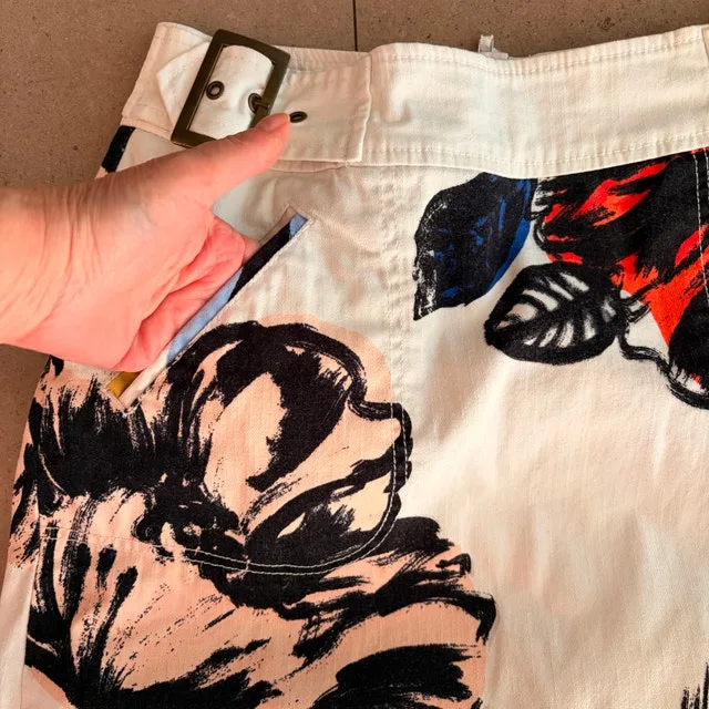 Anthropologie Maeve White Floral Buckle Pencil Skirt-Size 6 - photo 3