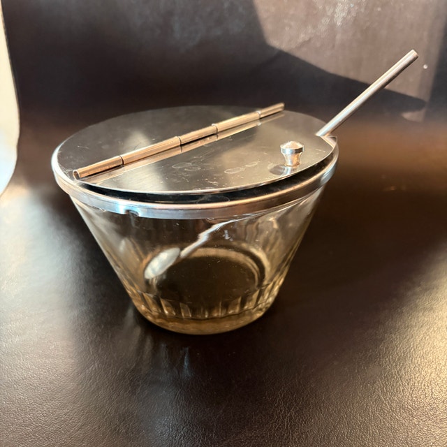Vintage MCM flip-top Diner sugar bowl made by Bloomfield