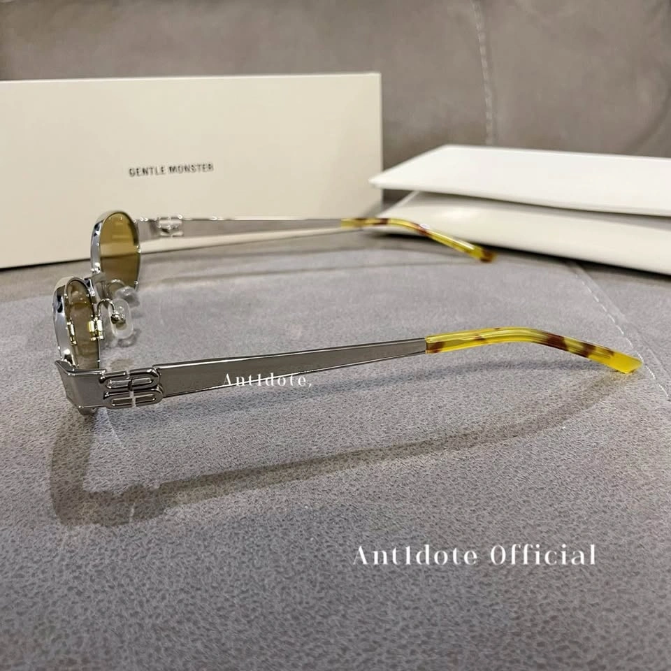 Gentle Monster Sunglasses - photo 2