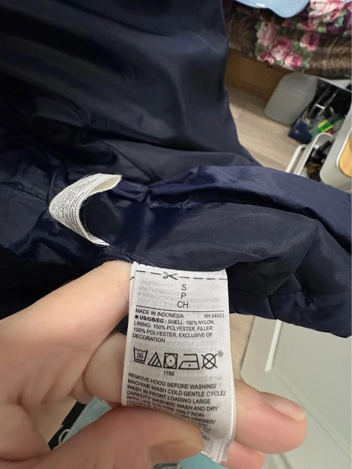 GAP Maternity Puffer Coat Size Small - photo 3