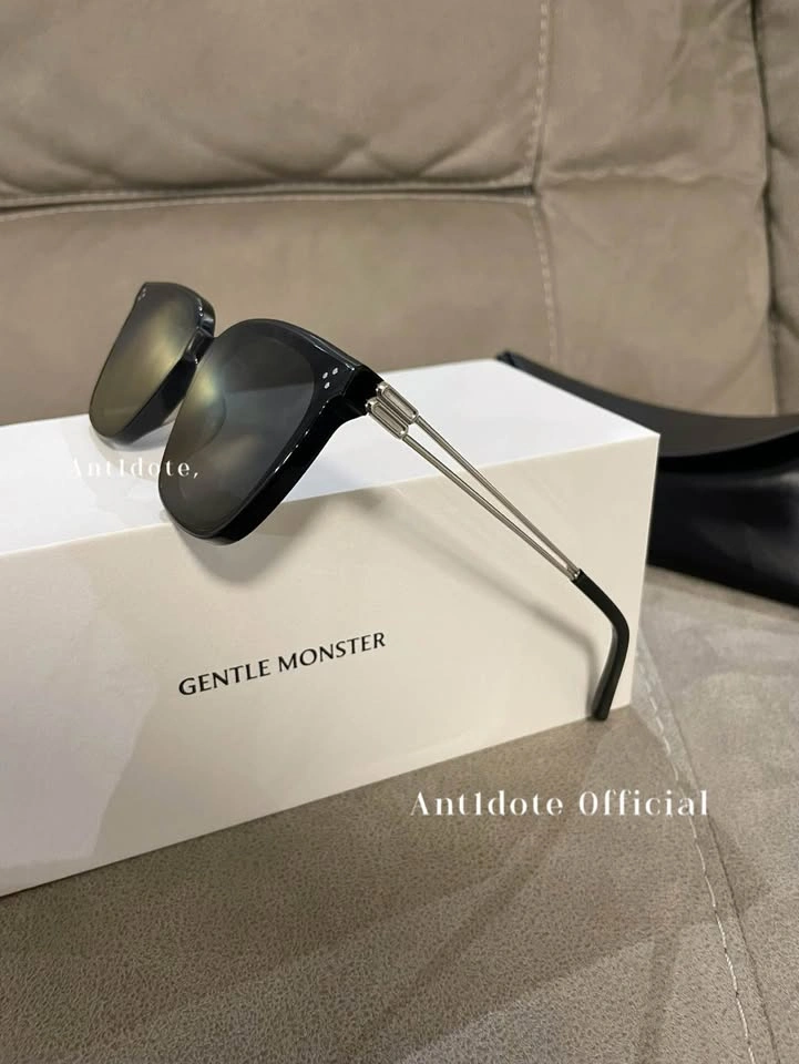 Gentle Monster Sunglasses - photo 2