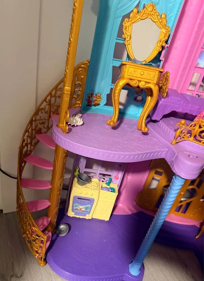 Disney Princess Ultimate Celebration Castle - photo 3
