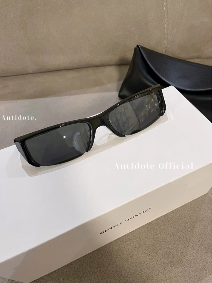 Gentle Monster Sunglasses - photo 2
