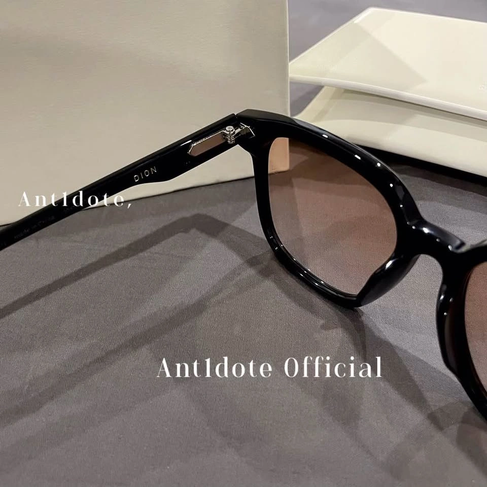 Gentle Monster Sunglasses - photo 3