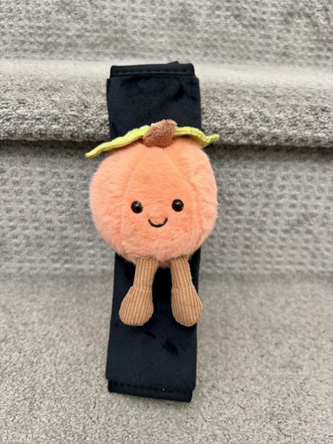 Jellycat-inspired Seatbelt Shoulder Pad - photo 5