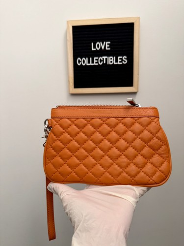 Danier Quilted Orange Leather Wristlet - photo 4