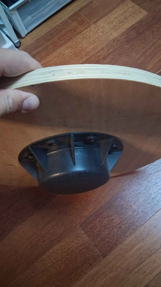 Wooden Wobble Balance Board - photo 2